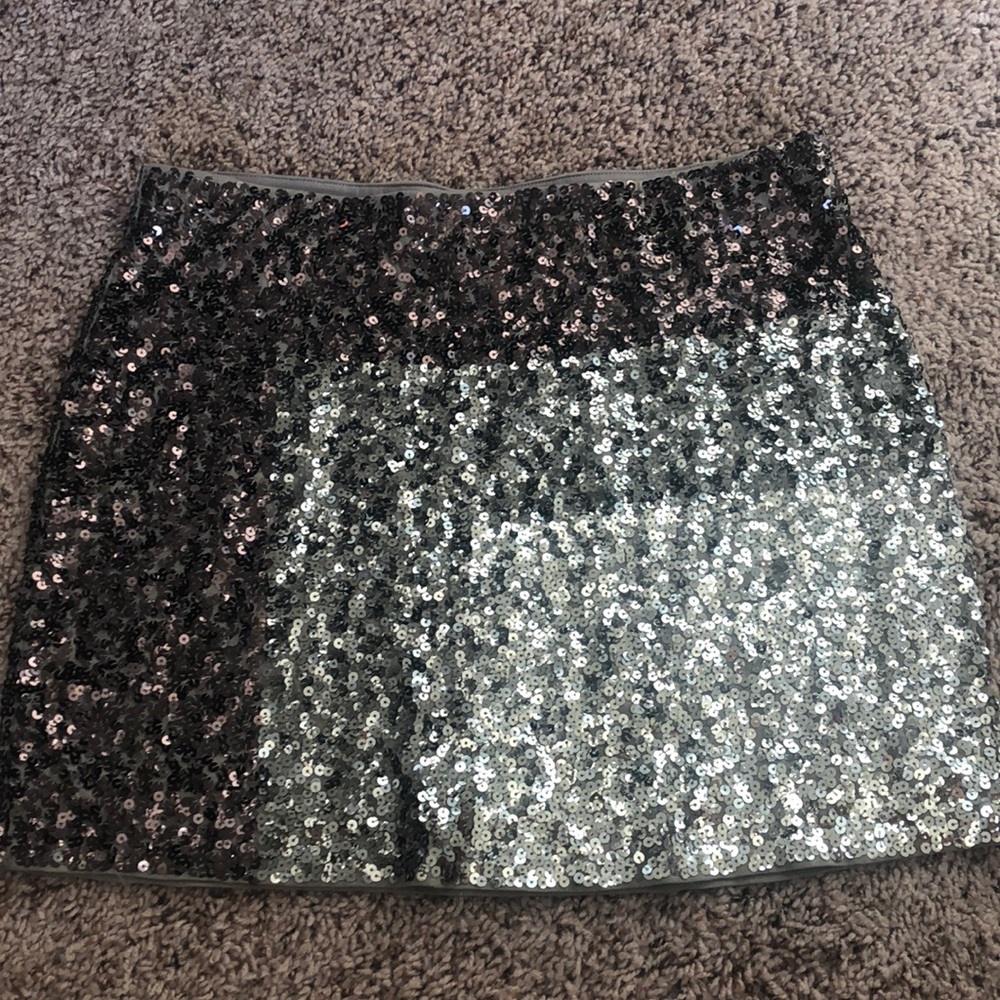 Express Sequin Mini Skirt - Black and Silver
